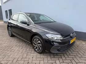 Volkswagen Polo (2022) thumbnail 4