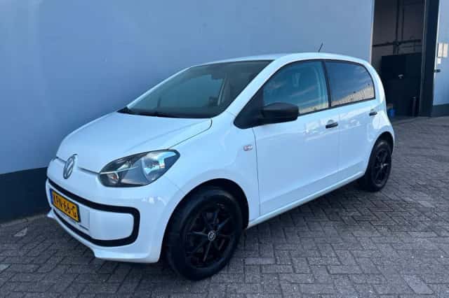Volkswagen Up! (2015) thumbnail 1