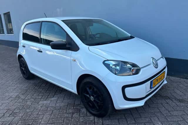 Volkswagen Up! (2015) thumbnail 4