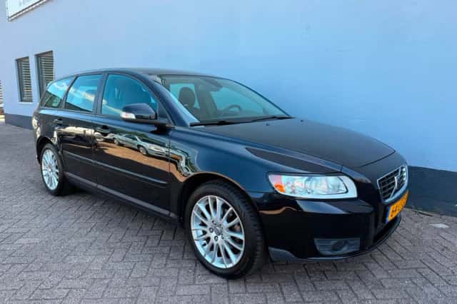 Volvo V50 (2010) thumbnail 4