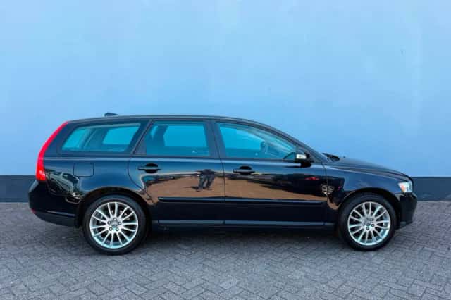 Volvo V50 (2010) thumbnail 5