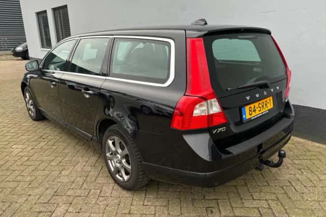 Volvo V70 (2011) thumbnail 3