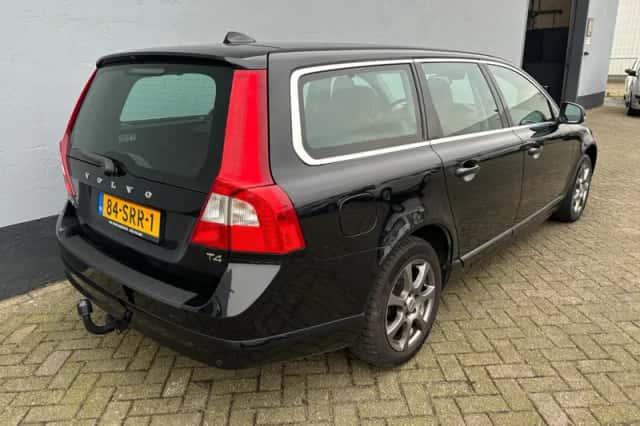 Volvo V70 (2011) thumbnail 6