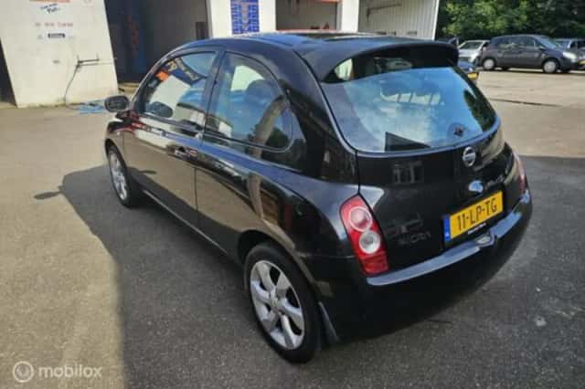 Nissan Micra (2003) thumbnail 6