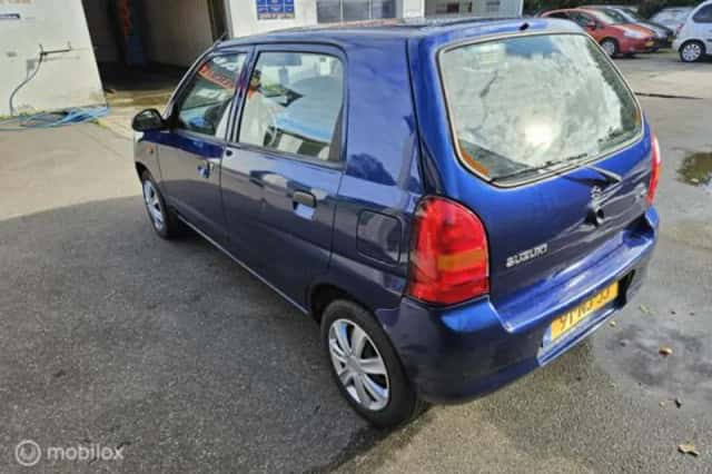 Suzuki Alto (2003) thumbnail 6