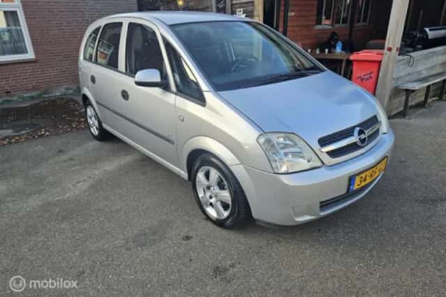 Opel Meriva (2005) thumbnail 3
