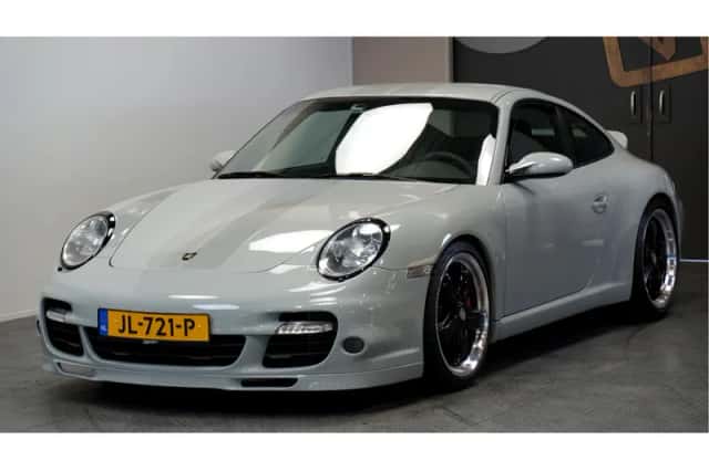Porsche 911 (2008) thumbnail 1