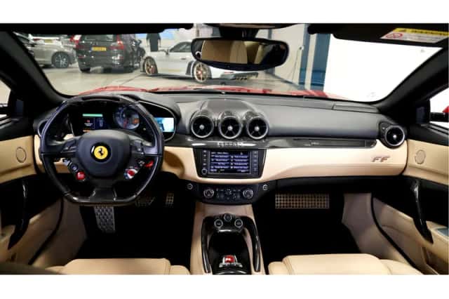 Ferrari FF (2014) thumbnail 4
