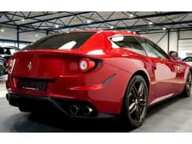 Ferrari FF (2014) thumbnail 5