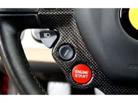 Ferrari FF (2014) thumbnail 8
