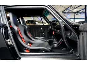 Porsche 911 (1976) thumbnail 2