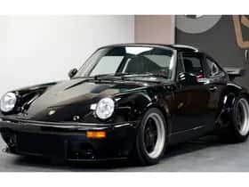 Porsche 911 (1976) thumbnail 3