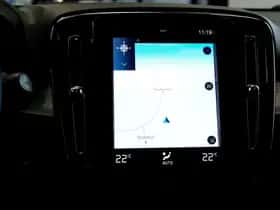 Volvo XC40 (2022) thumbnail 6