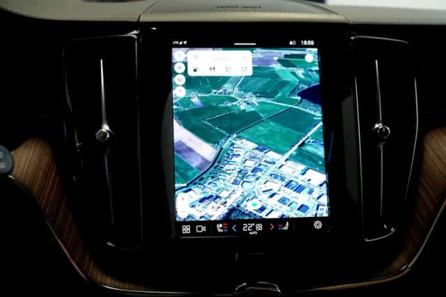 Volvo XC60 (2023) thumbnail 6