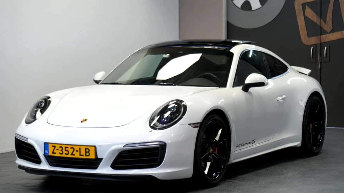 Porsche 911 (2017) — foto 1