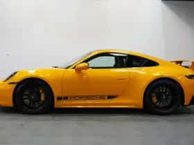Porsche 911 (2023) thumbnail 3