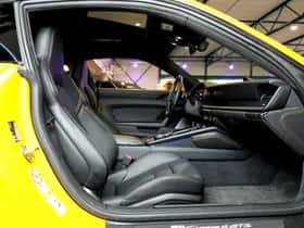 Porsche 911 (2023) thumbnail 4