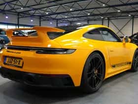 Porsche 911 (2023) thumbnail 5
