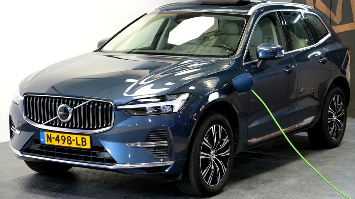 Volvo XC60 (2021) — foto 1