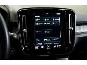 Volvo XC40 (2020) thumbnail 8