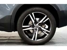 Volvo XC40 (2020) thumbnail 9