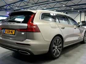 Volvo V60 (2021) thumbnail 5