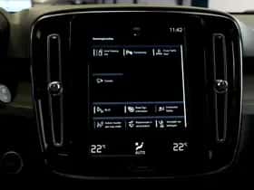 Volvo XC40 (2021) thumbnail 10