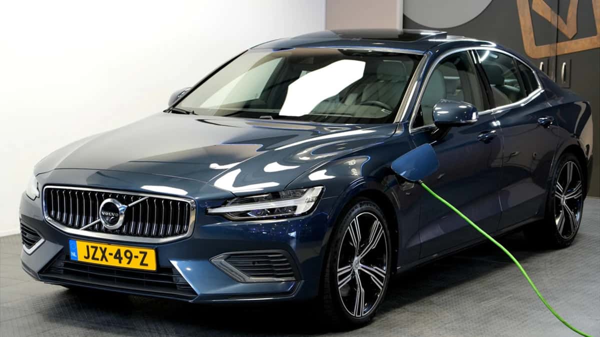 Volvo S60 (2020) — foto 1