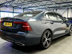 Volvo S60 (2020) thumbnail 5