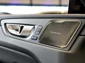 Volvo XC60 (2023) thumbnail 10
