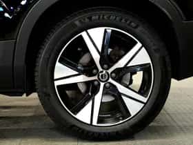 Volvo XC40 (2021) thumbnail 9