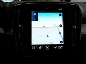 Volvo XC40 (2022) thumbnail 6