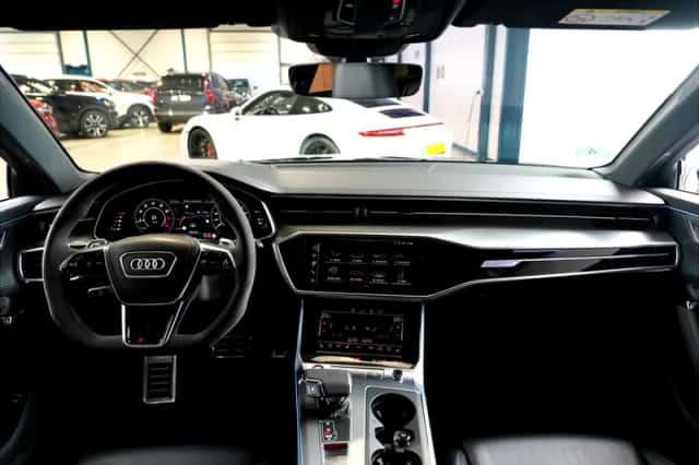 Audi RS6 (2020) thumbnail 2