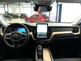 Volvo XC60 (2026) thumbnail 2