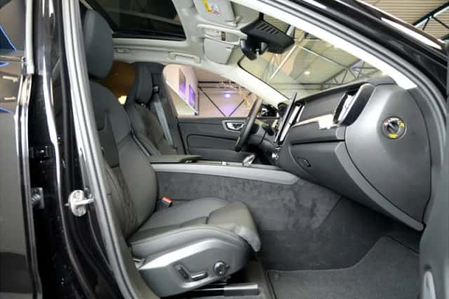 Volvo XC60 (2026) thumbnail 4