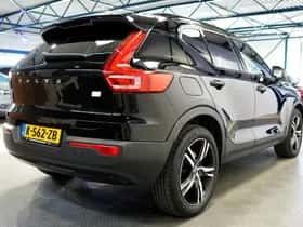 Volvo XC40 (2021) thumbnail 5
