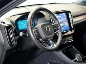 Volvo XC40 (2021) thumbnail 8