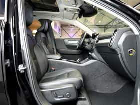 Volvo XC40 (2021) thumbnail 4