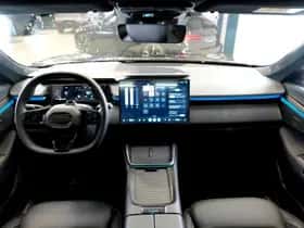 Lynk & Co 08 (2026) thumbnail 2