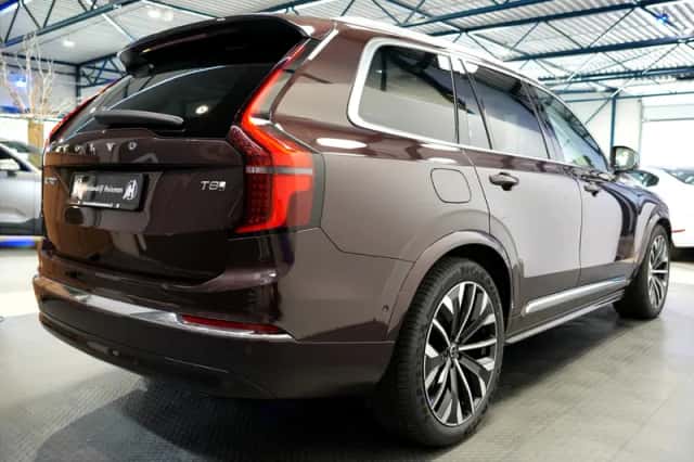Volvo XC90 (2025) thumbnail 5