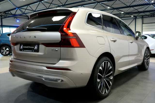 Volvo XC60 (2025) thumbnail 5