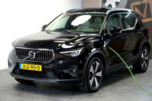 Volvo XC40 (2022) thumbnail 1