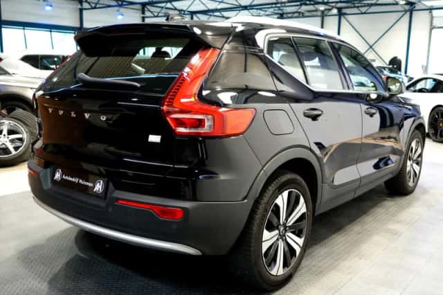 Volvo XC40 (2022) thumbnail 5