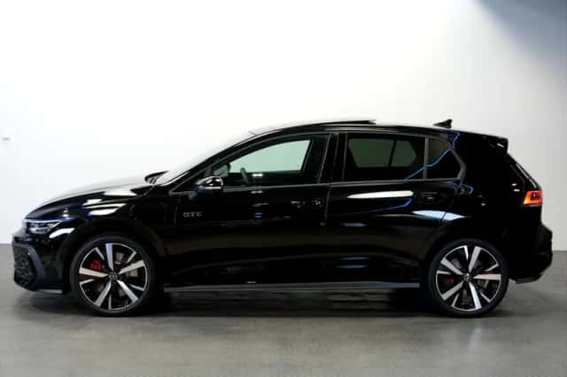 Volkswagen Golf (2026) thumbnail 3