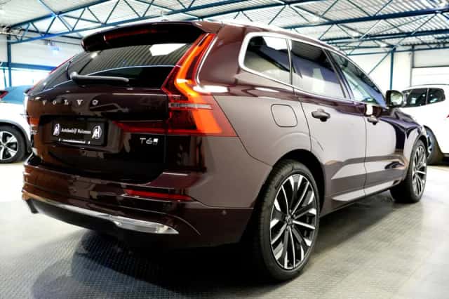 Volvo XC60 (2025) thumbnail 5