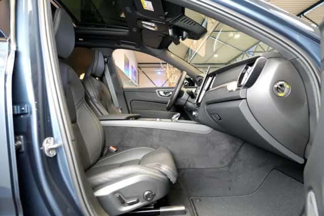 Volvo XC60 (2026) thumbnail 4