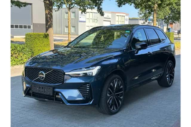 Volvo XC60 (2025) thumbnail 1