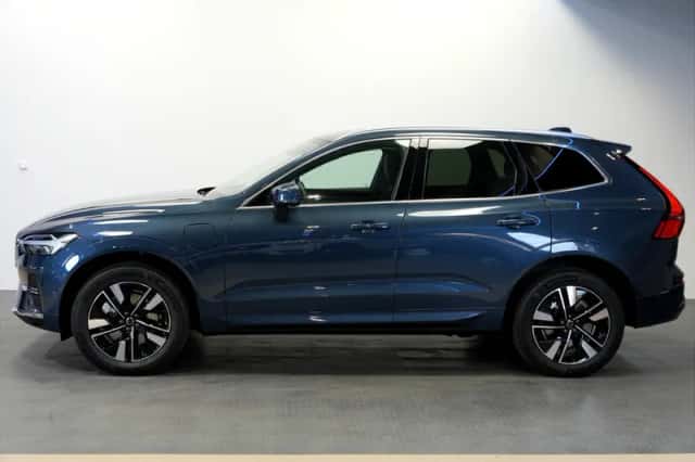 Volvo XC60 (2025) thumbnail 3