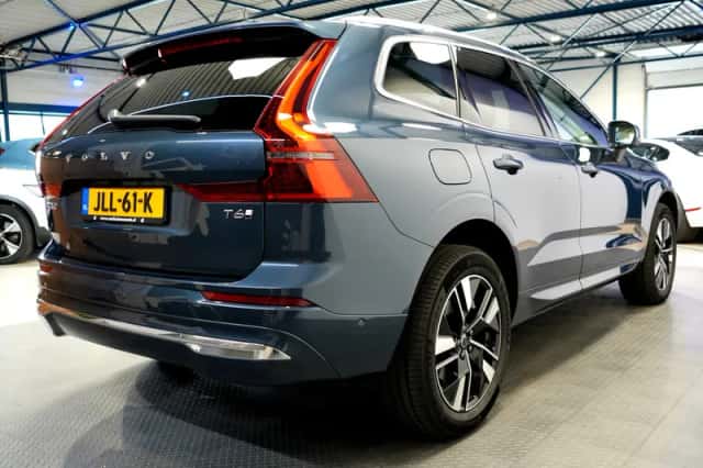 Volvo XC60 (2025) thumbnail 5