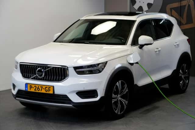 Volvo XC40 (2022) thumbnail 1